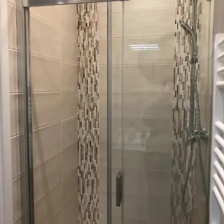 Superbe F2 Neuf En Plein Centre Ville Apartmán Montluçon